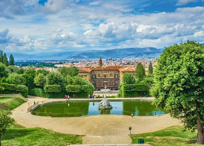 Historic Center! Charming Traditional Florentine Building - Ac,Wifi - By Likehomeflorence
